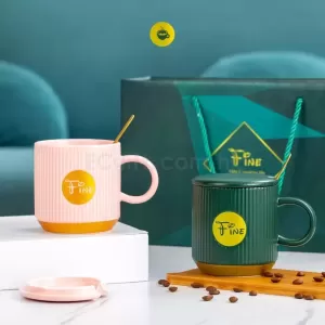 豎紋咖啡杯