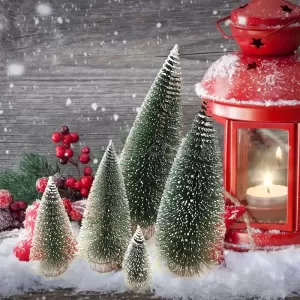 聖誕節沾白雪松針聖誕樹 HK$2.9