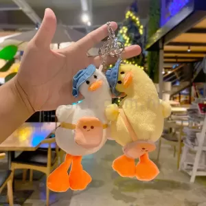 歪頭鴨子毛絨鑰匙扣