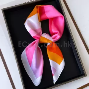彩色小方巾 HK$19.5